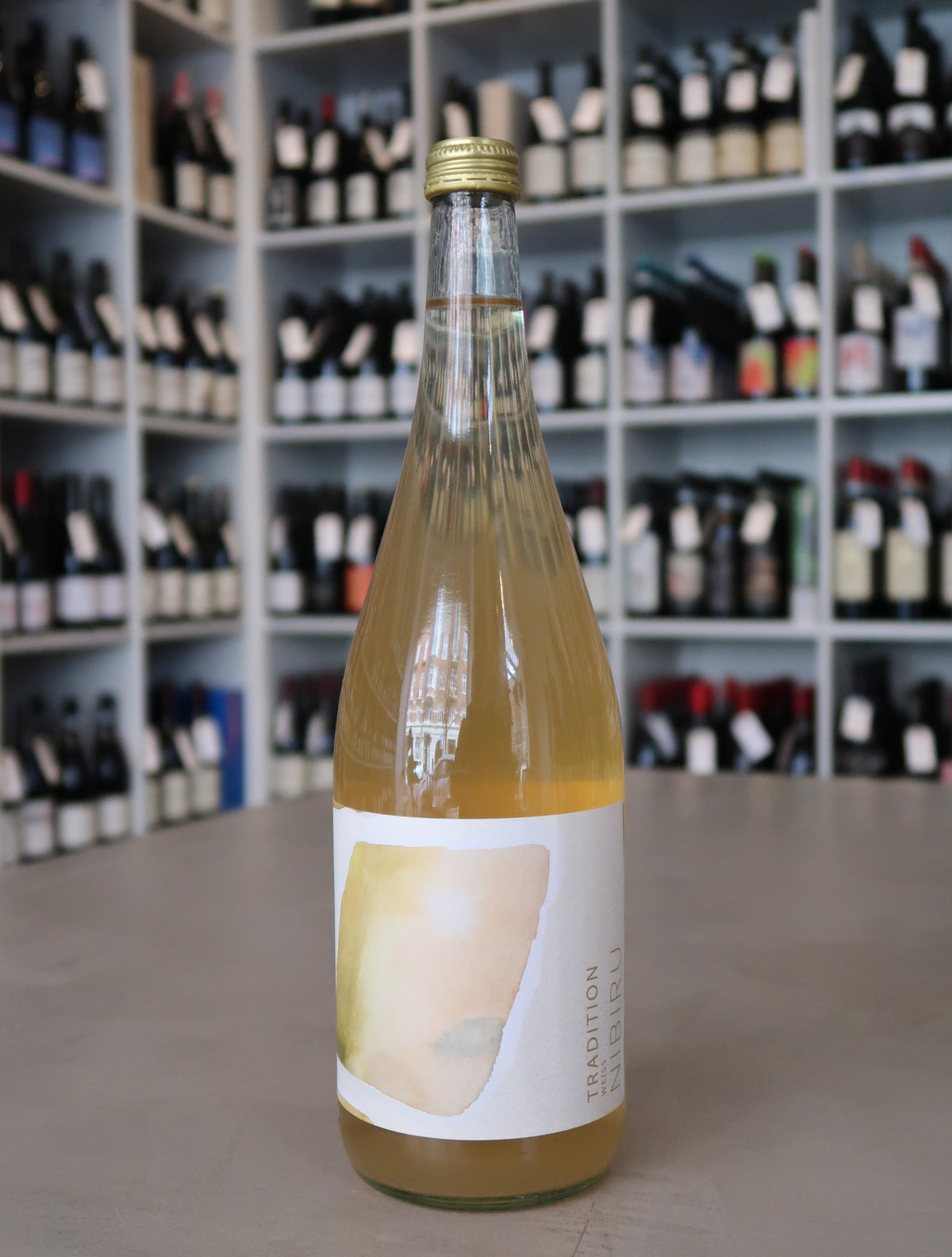 Nibiru, Tradition Weiss (1L)
